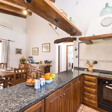 Villa Ca'n Miro *